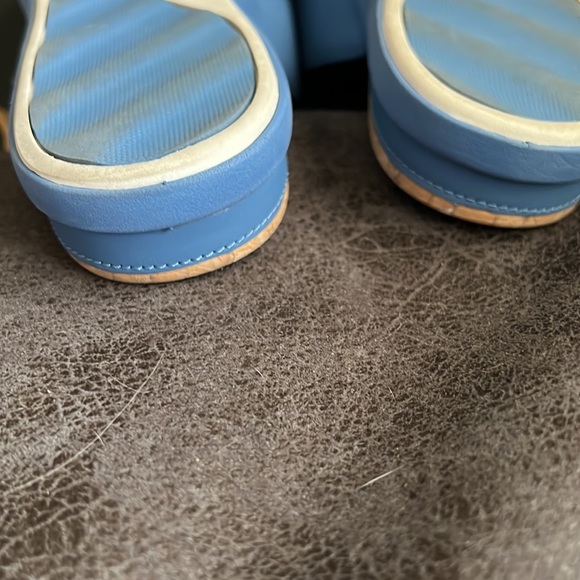 COPY - Cloudsteppers By Clarks Step June Shell Sandals - Picture 5 of 7